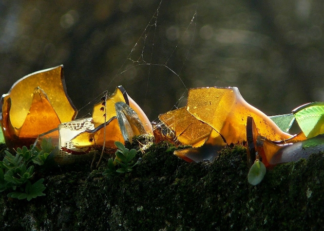 „Cristales y tejido arácnido“ von  juantiagues